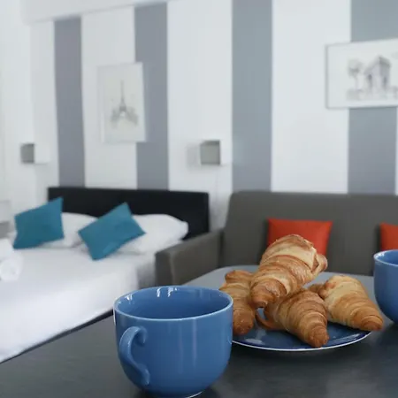 Arc De Triomphe & Trocadero Square - Cityapartmentstay Appartamento